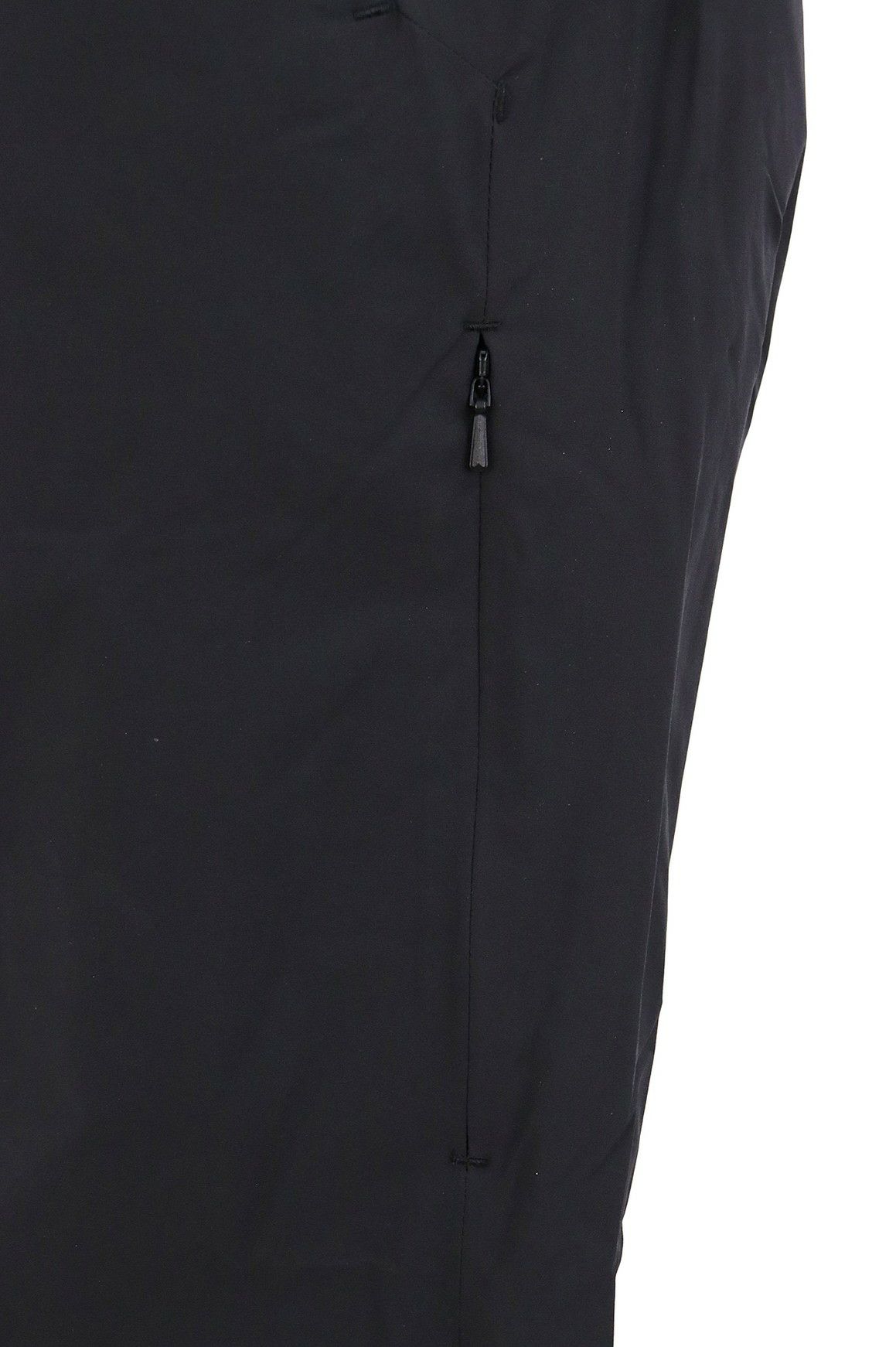 アンドゴルフのロングパンツ