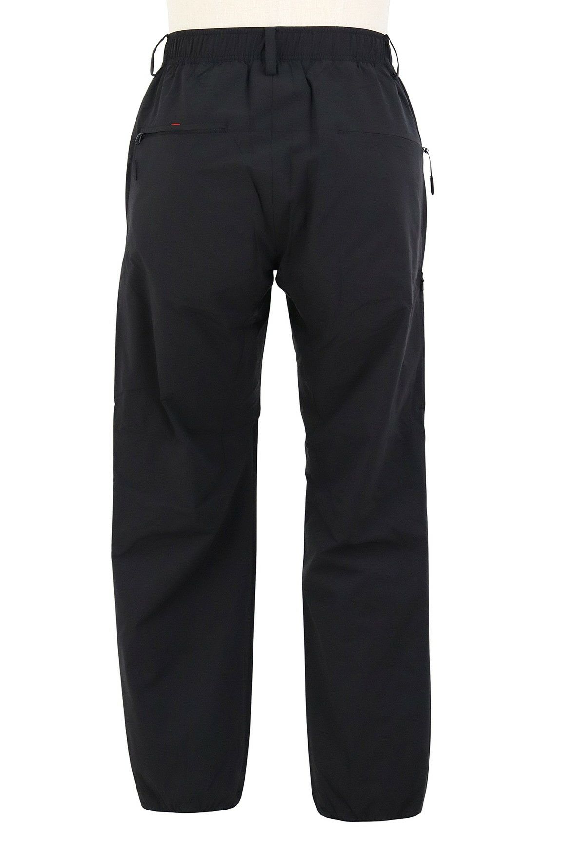 アンドゴルフのロングパンツ