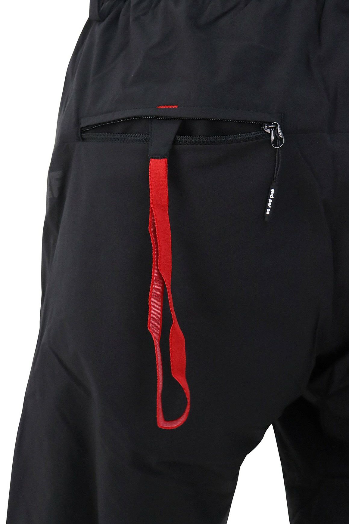 アンドゴルフのロングパンツ