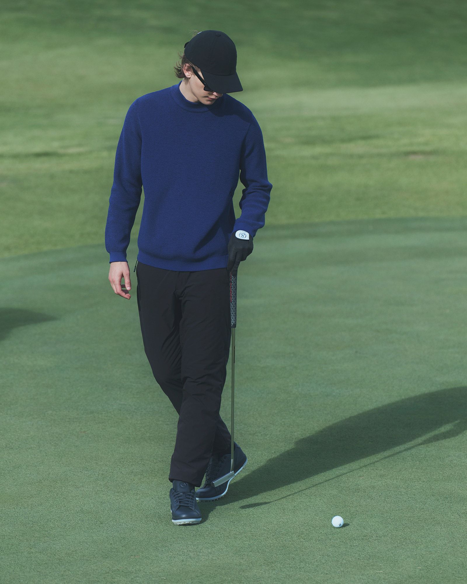 アンドゴルフのロングパンツ