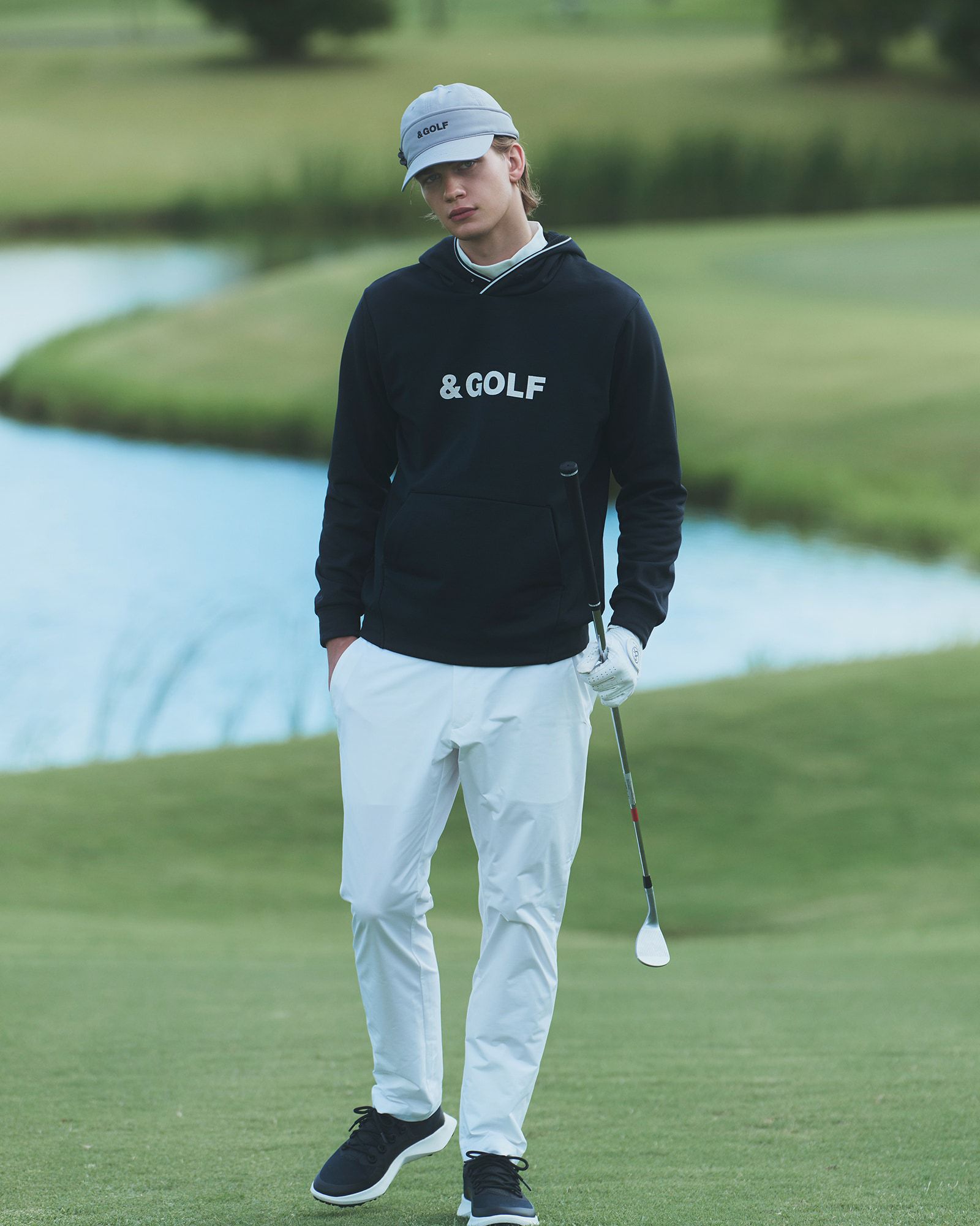 アンドゴルフのパーカー