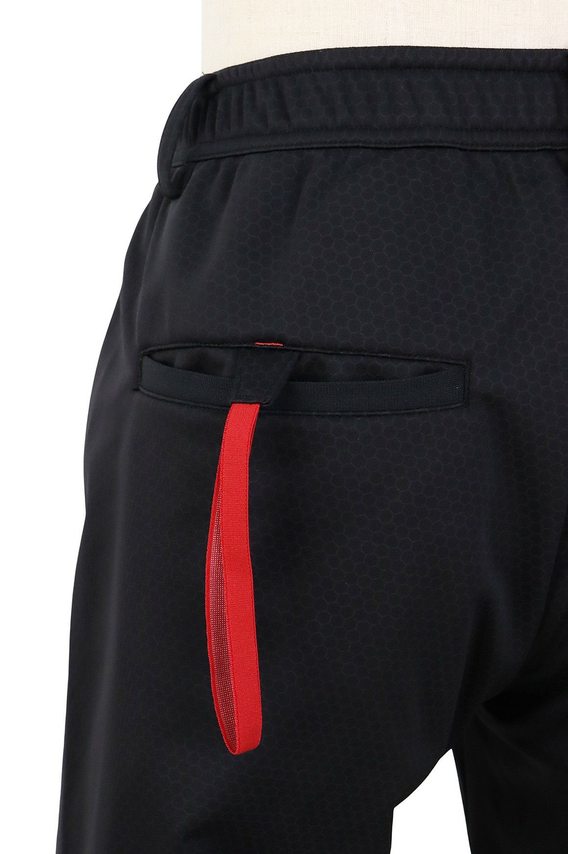 アンドゴルフのロングパンツ