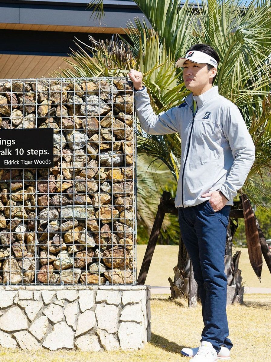 ブリヂストンゴルフのパンツ