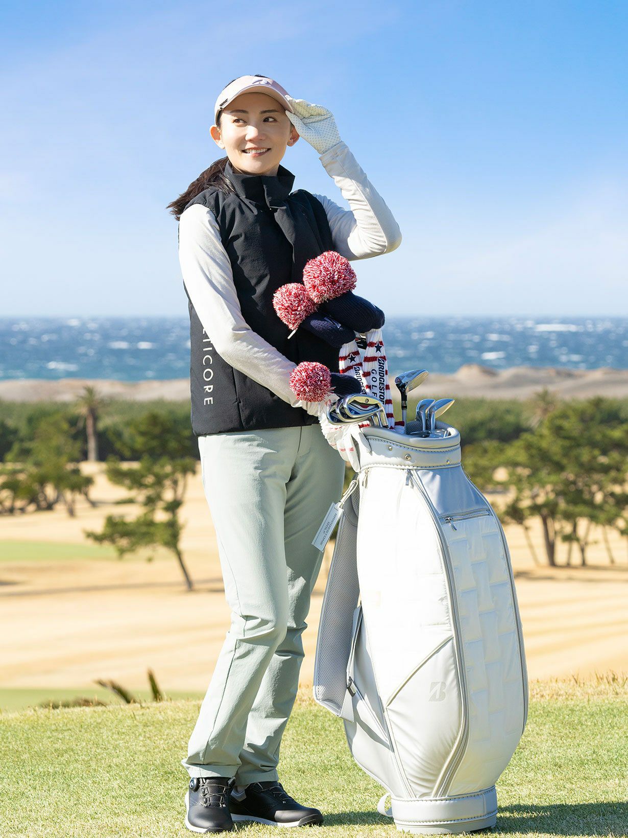 アルティコアブリヂストンゴルフのハイネックシャツ