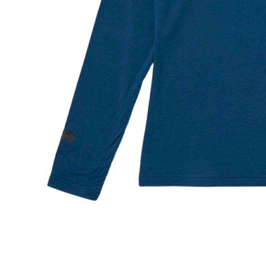 アルティコアブリヂストンゴルフのハイネックシャツ