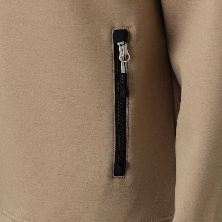 ブリーフィングのパーカー