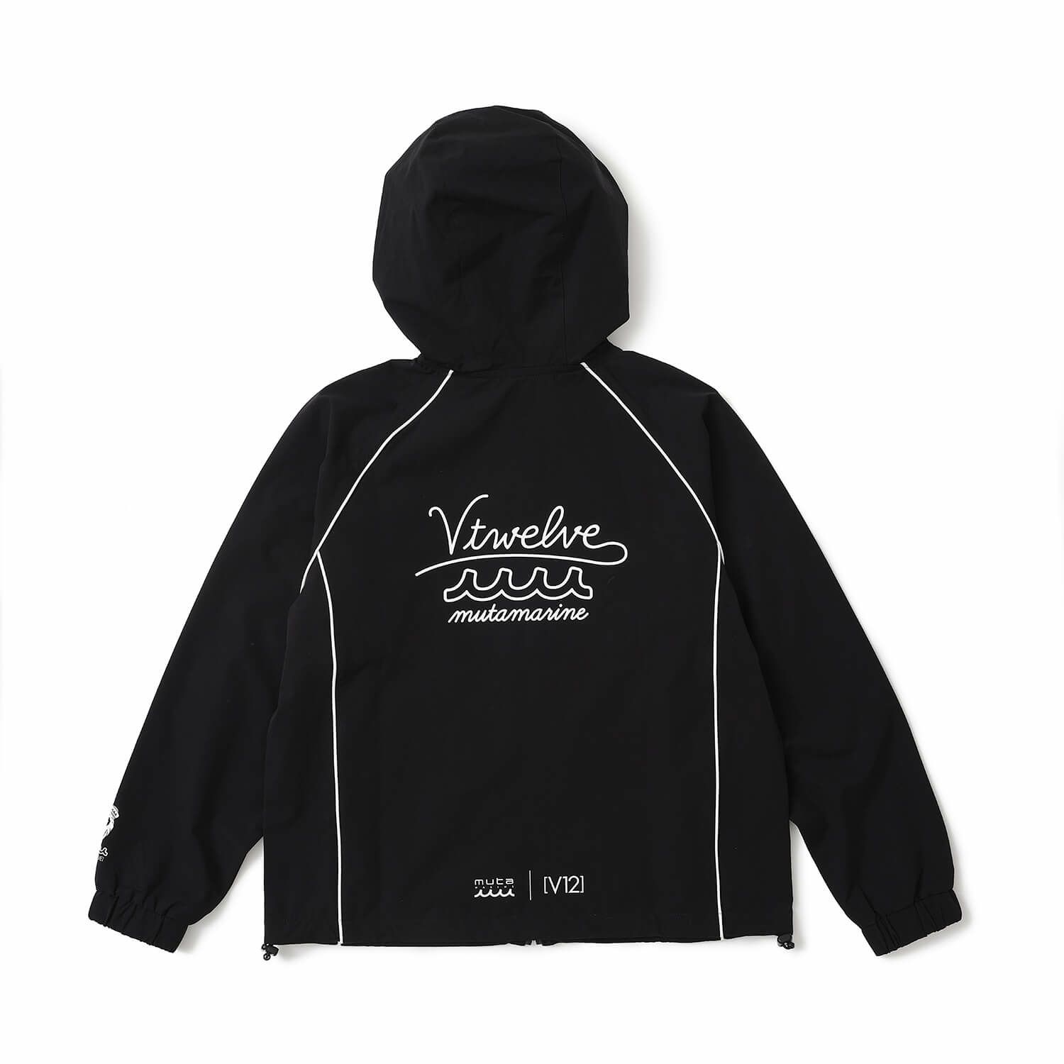 V12のブルゾン