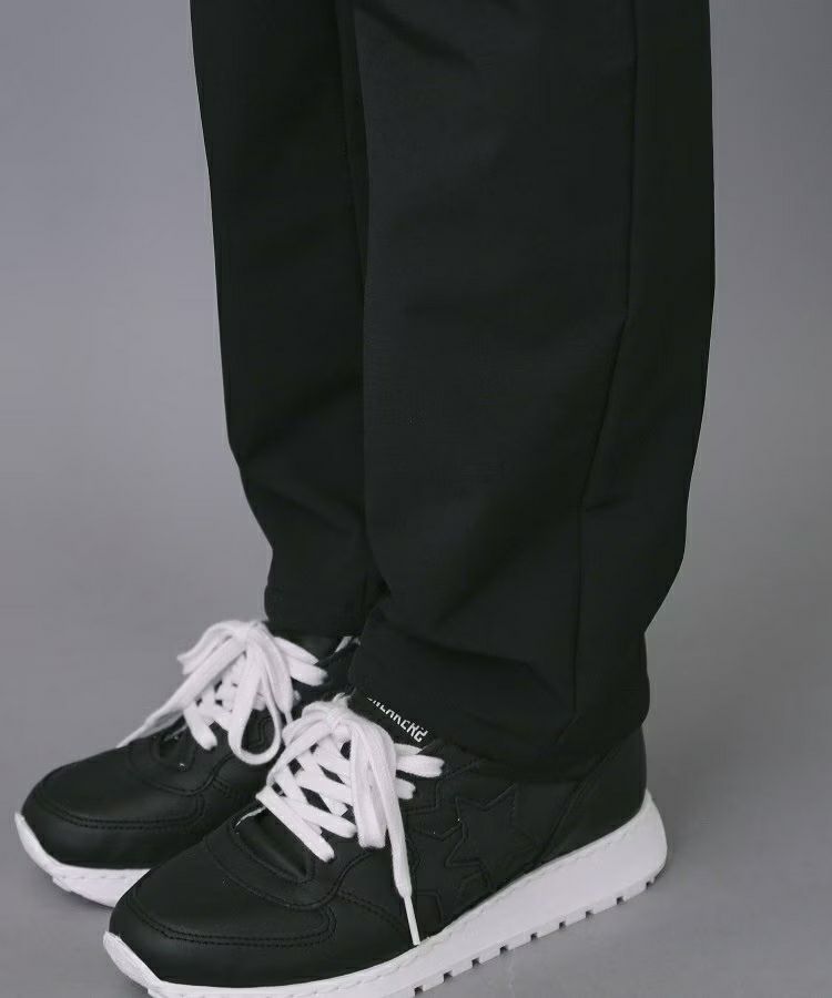 アダバットのパンツ