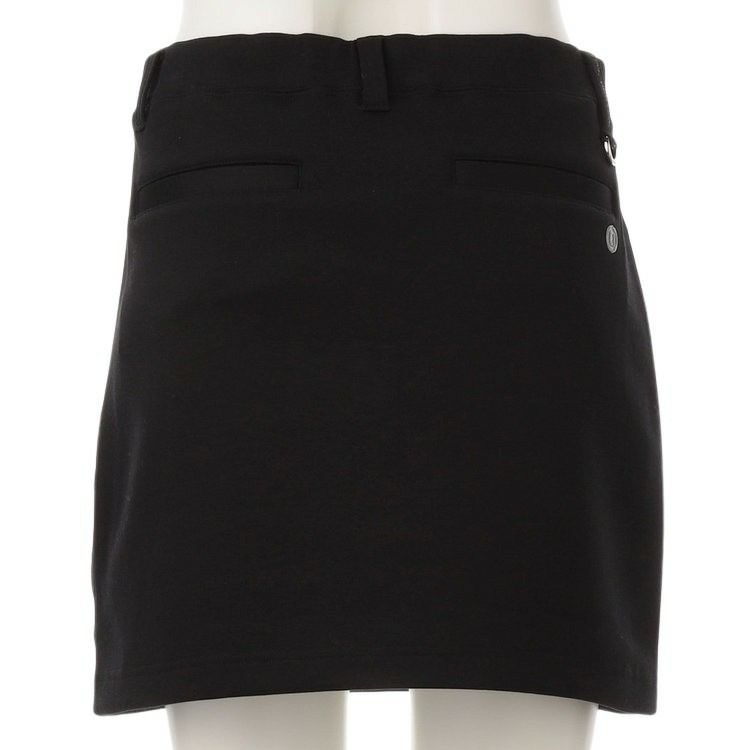 ブリーフィングのスカート