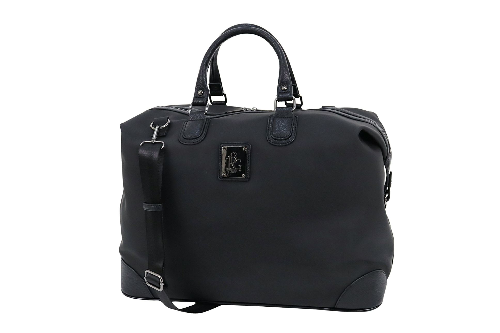 ウノピゥウノウグァーレトレのボストンバッグ