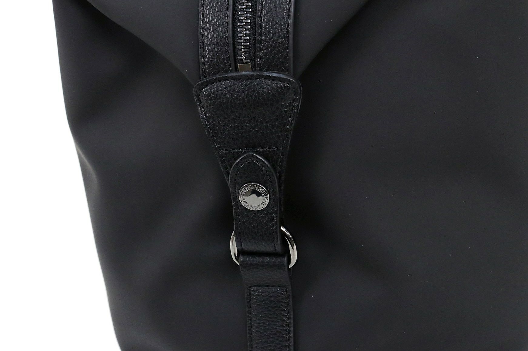 ウノピゥウノウグァーレトレのボストンバッグ