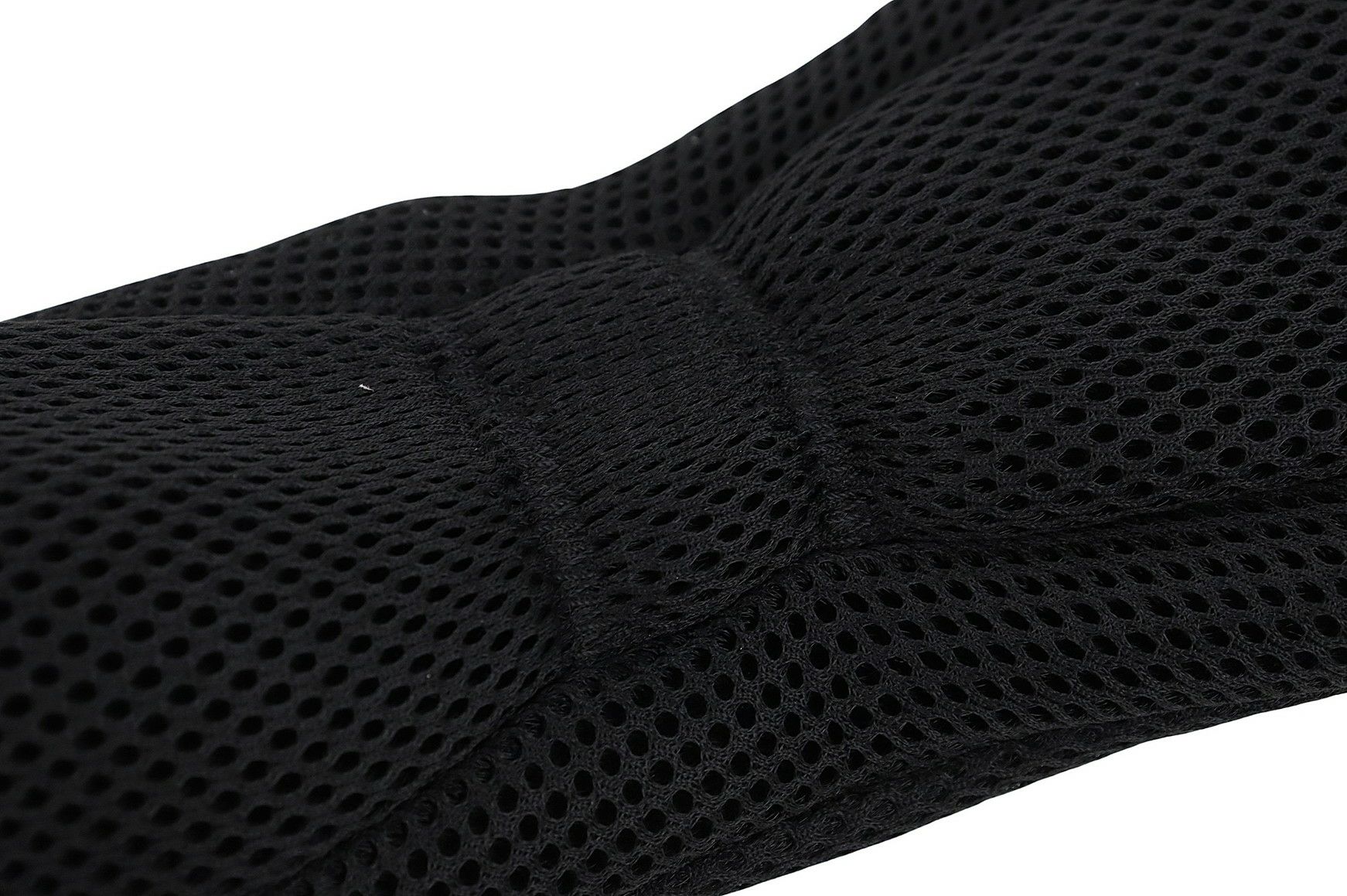 ピーダブリュサーキュラスのヘッドカバー