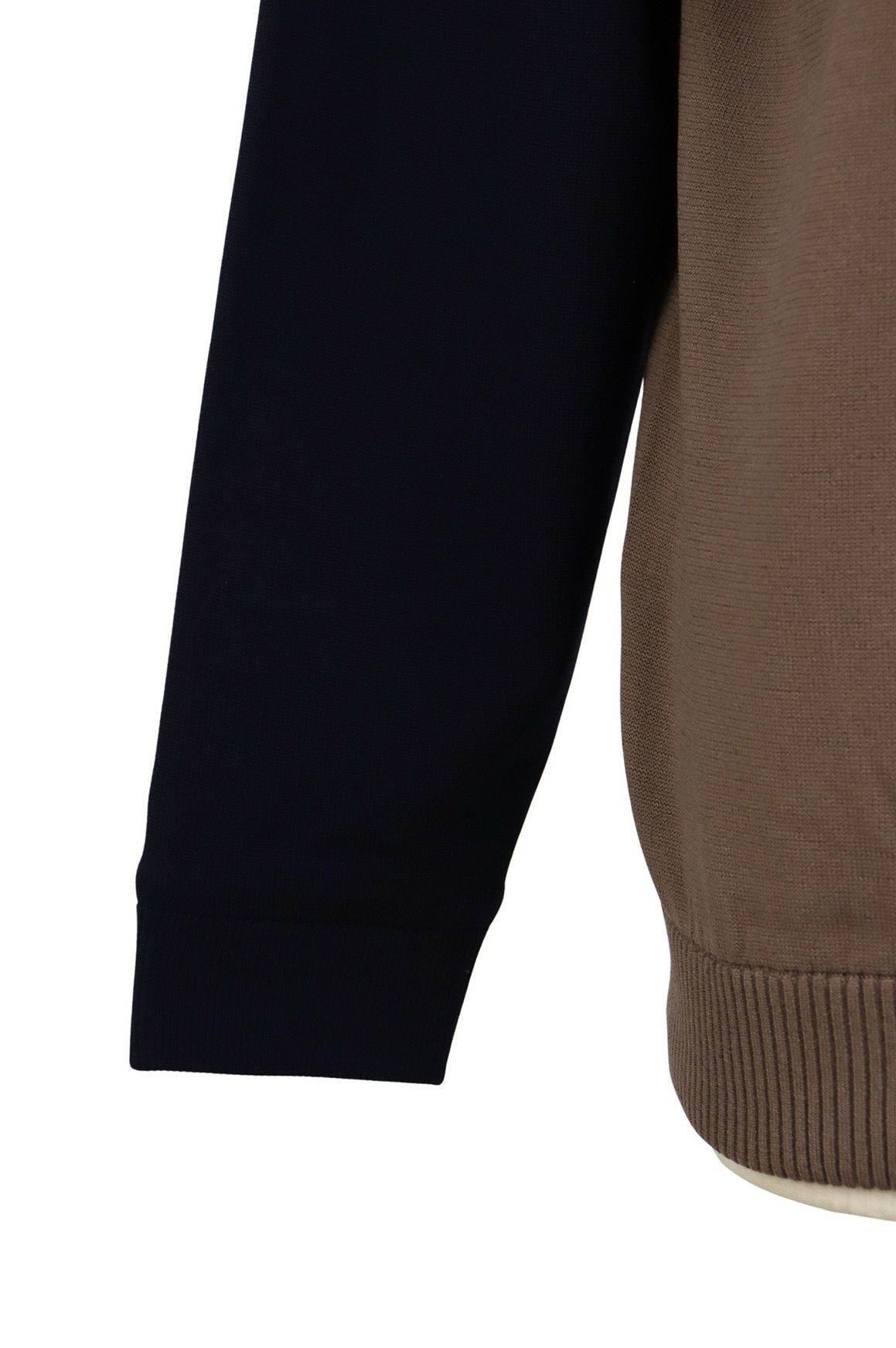 アンパスィのセーター