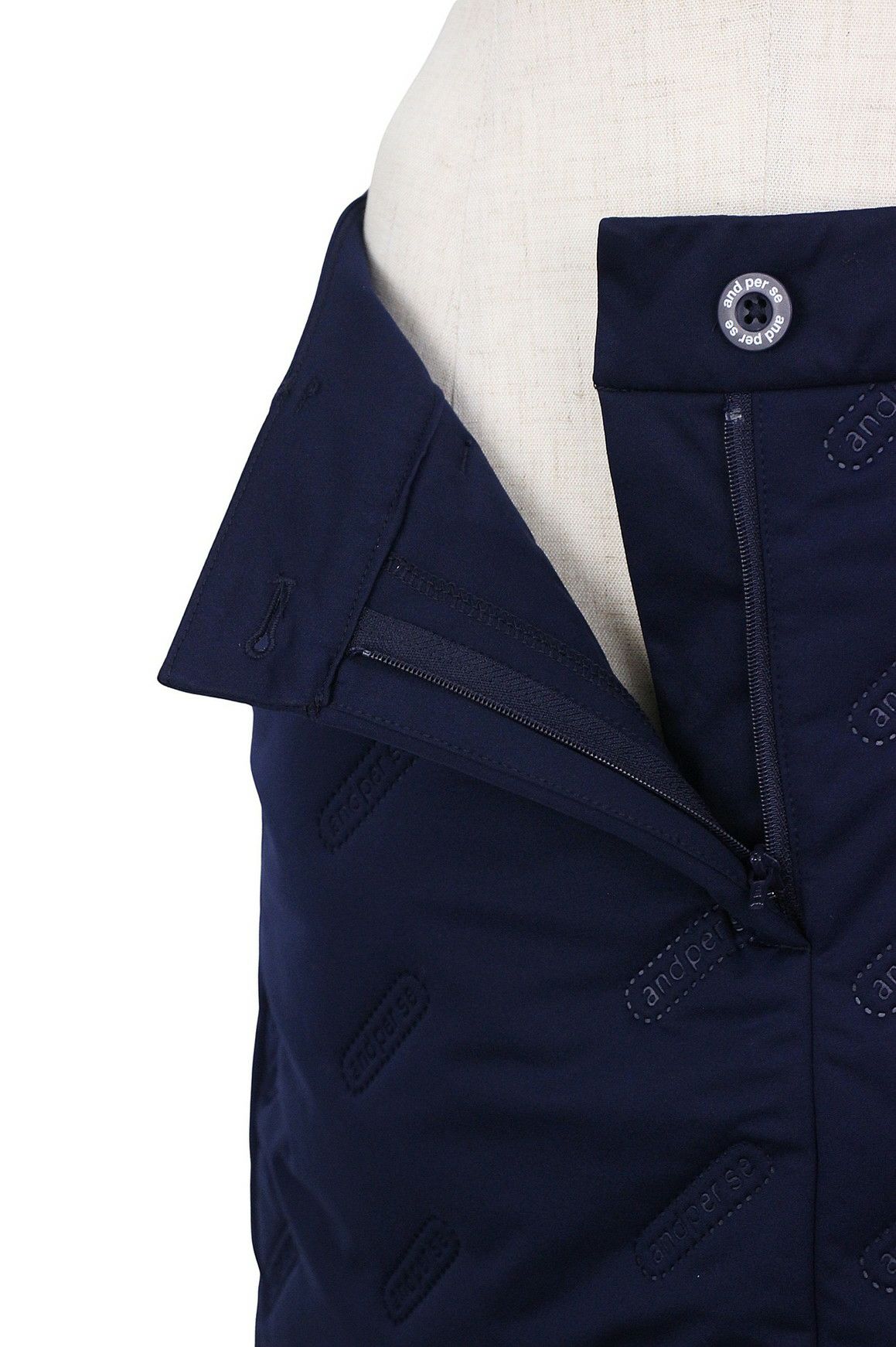 アンパスィのスカート