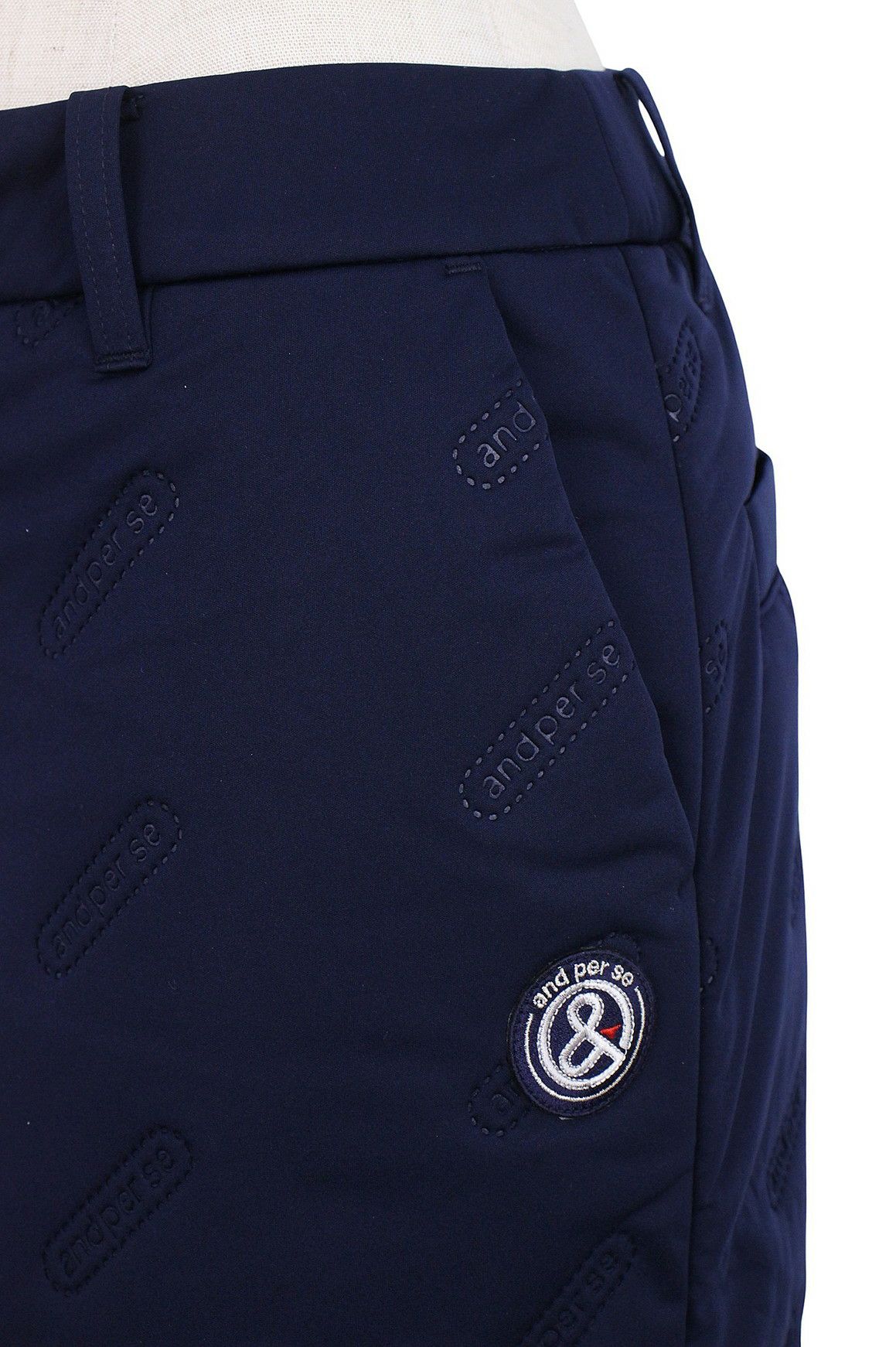 アンパスィのロングパンツ