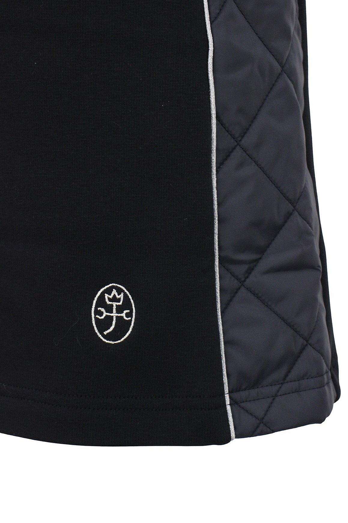 カステルバジャックスポーツのスカート