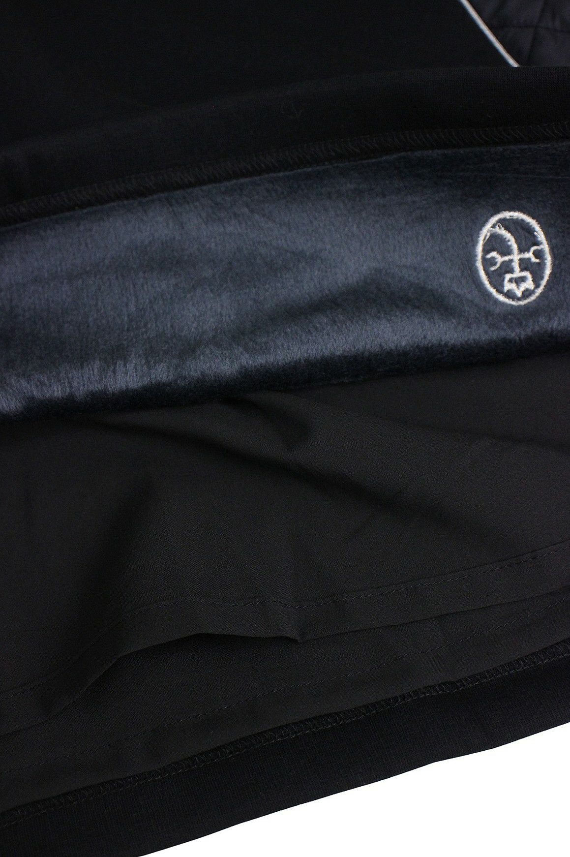 カステルバジャックスポーツのスカート