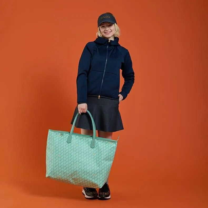 レザレクションのスカート