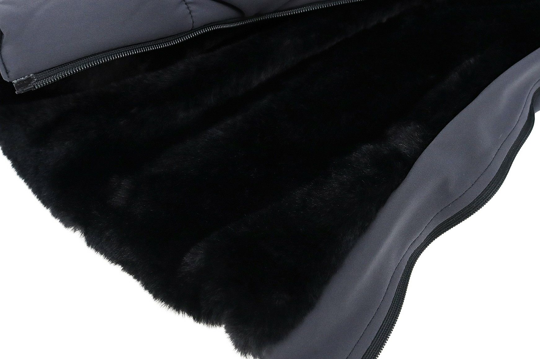 レザレクションのレッグウォーマー