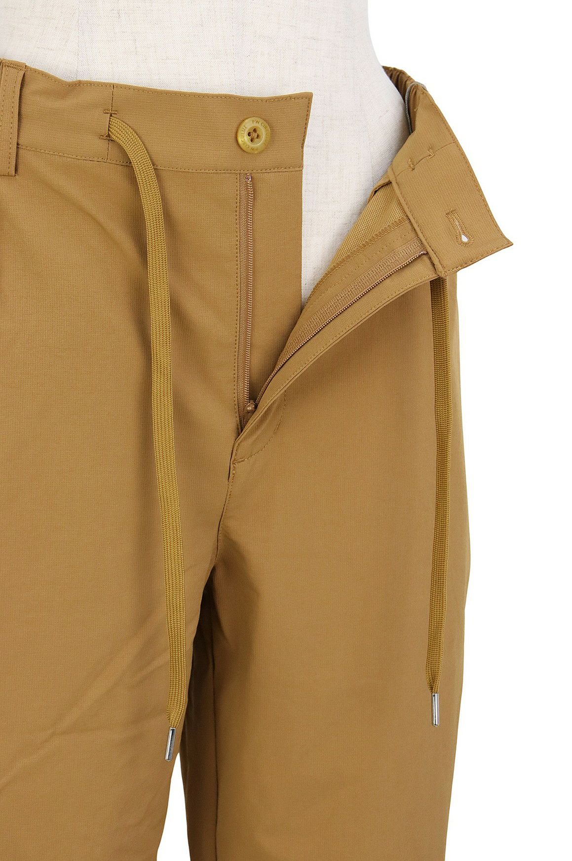 ピーダブリュサーキュラスのパンツ