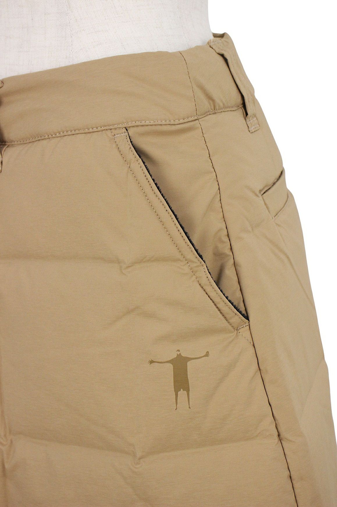 ティーマックのスカート