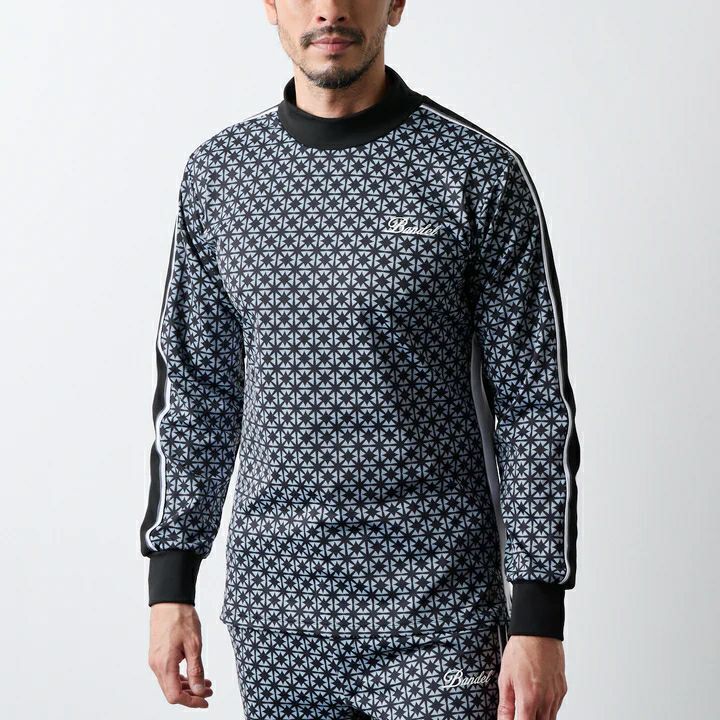 バンデルのハイネックシャツ