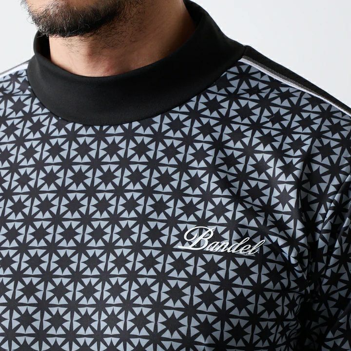 バンデルのハイネックシャツ