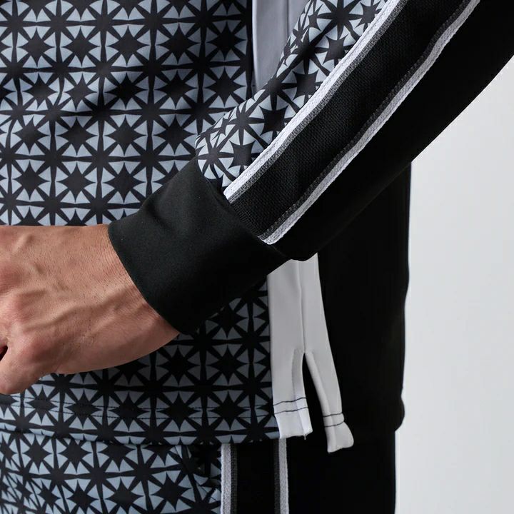 バンデルのハイネックシャツ