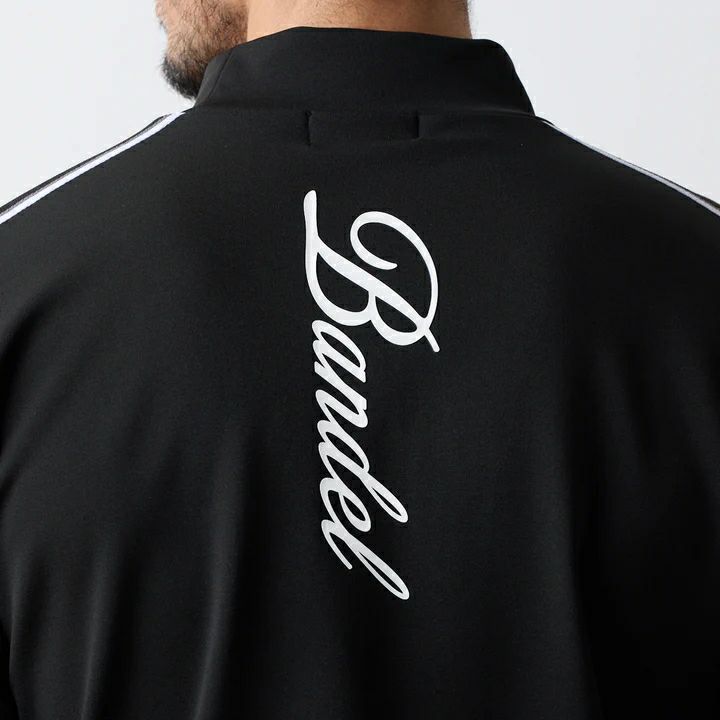 バンデルのハイネックシャツ