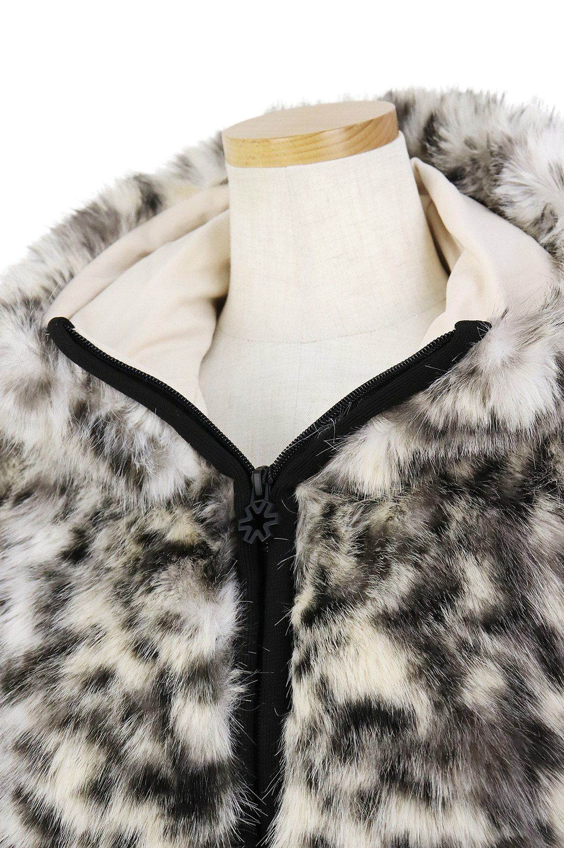 ニューランドのブルゾン