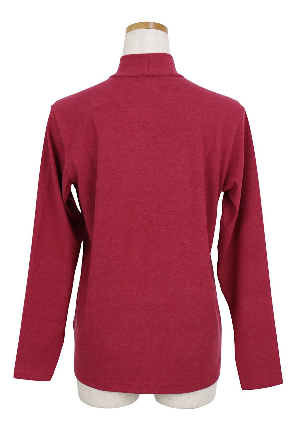 MUスポーツのハイネックシャツ