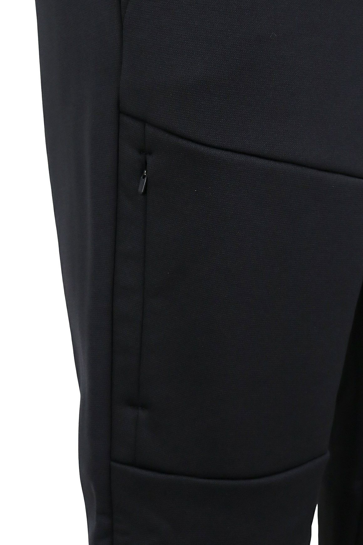 ニューバランスのパンツ