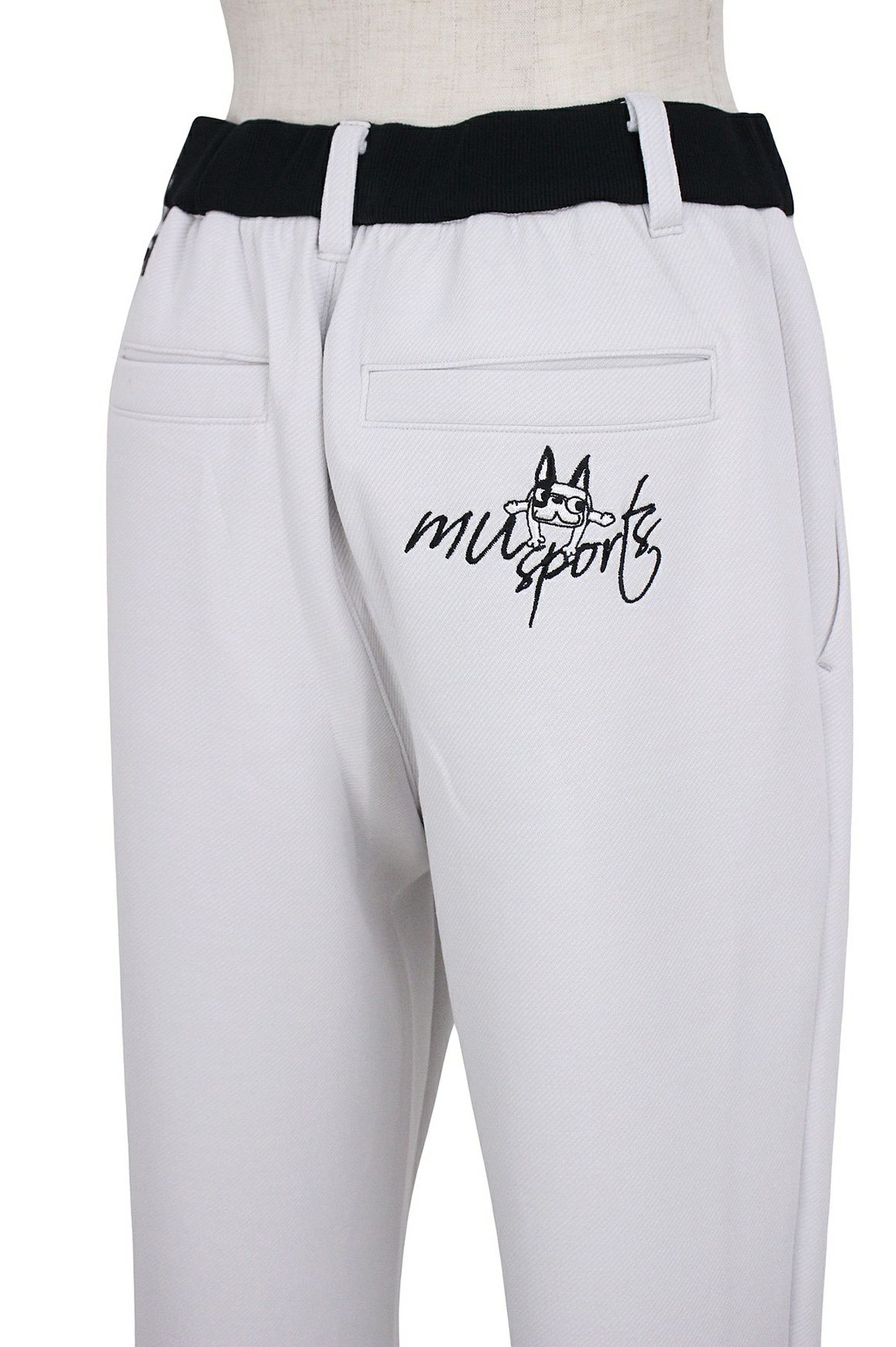 MUスポーツのロングパンツ