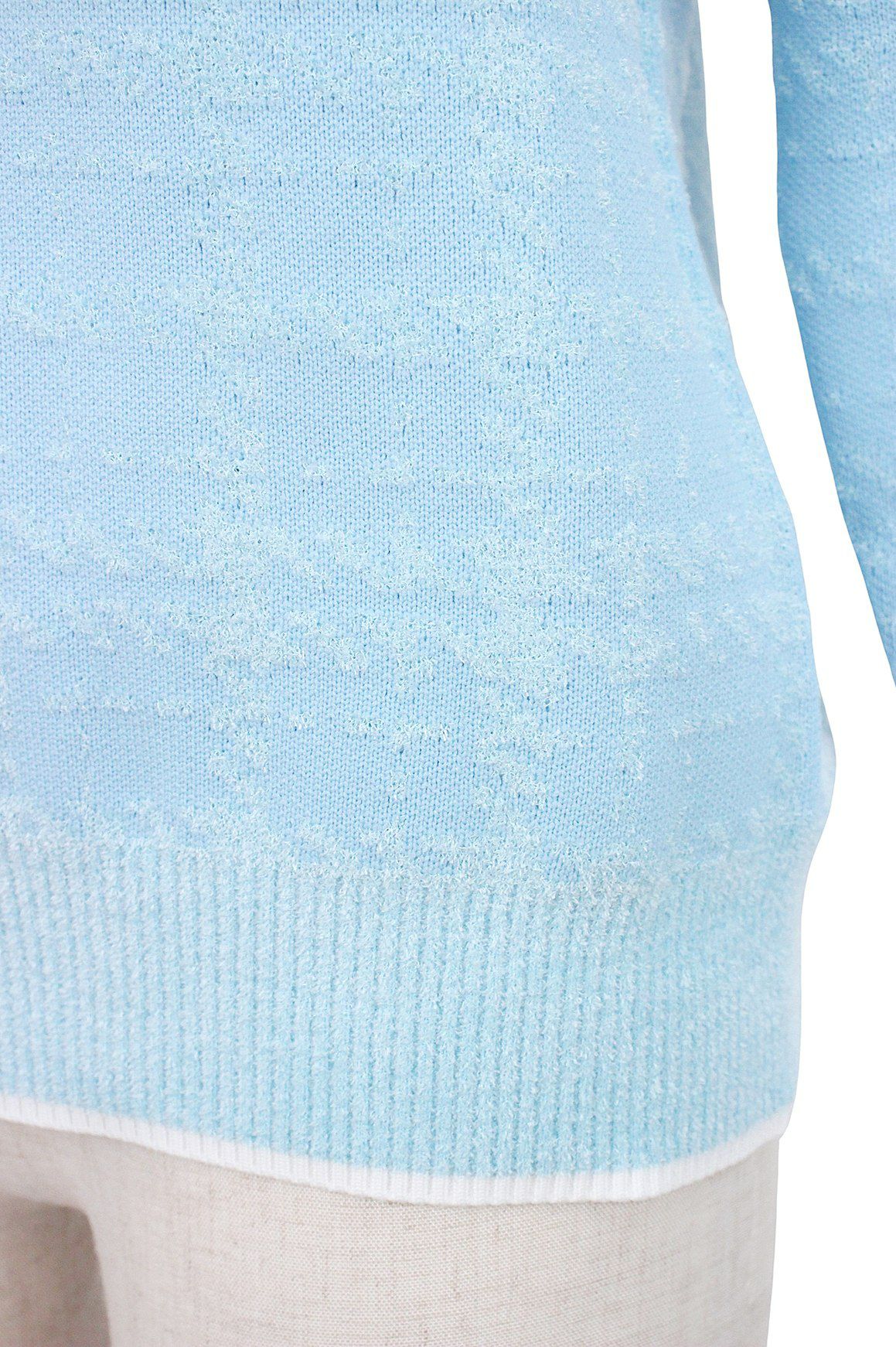 ニューバランスのセーター