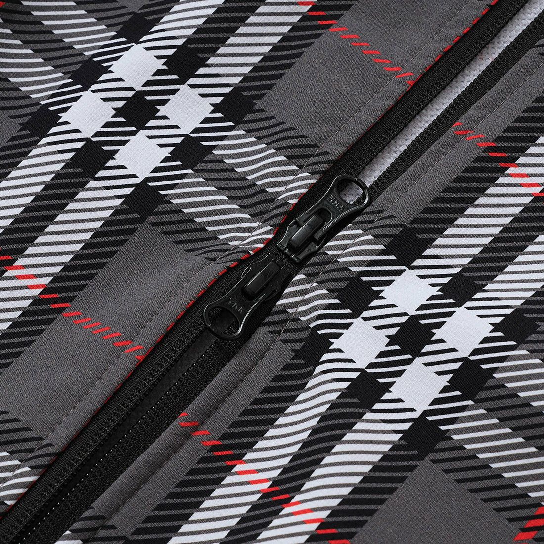 ヴィトゥエルブゴルフのブルゾン