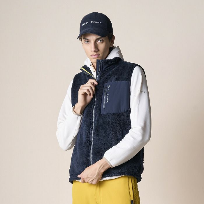 ヒールクリークのベスト