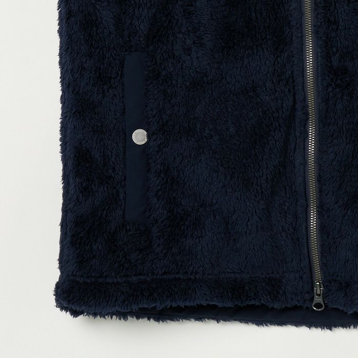 ヒールクリークのベスト