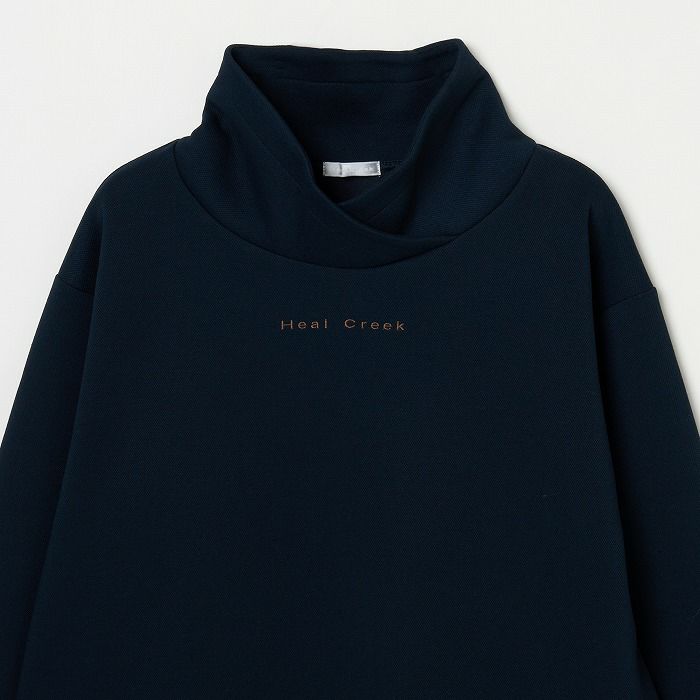 ヒールクリークのトレーナー