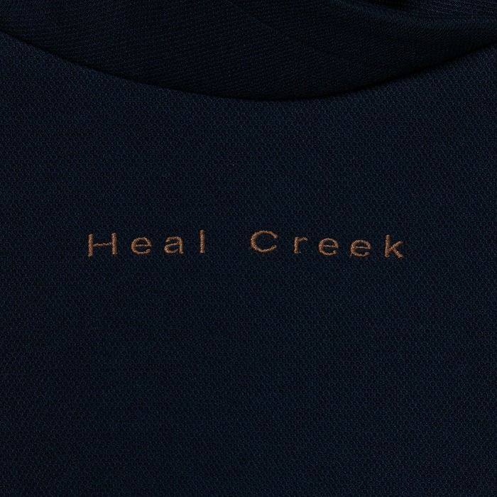 ヒールクリークのトレーナー