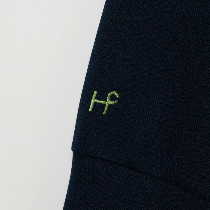 ヒールクリークのトレーナー