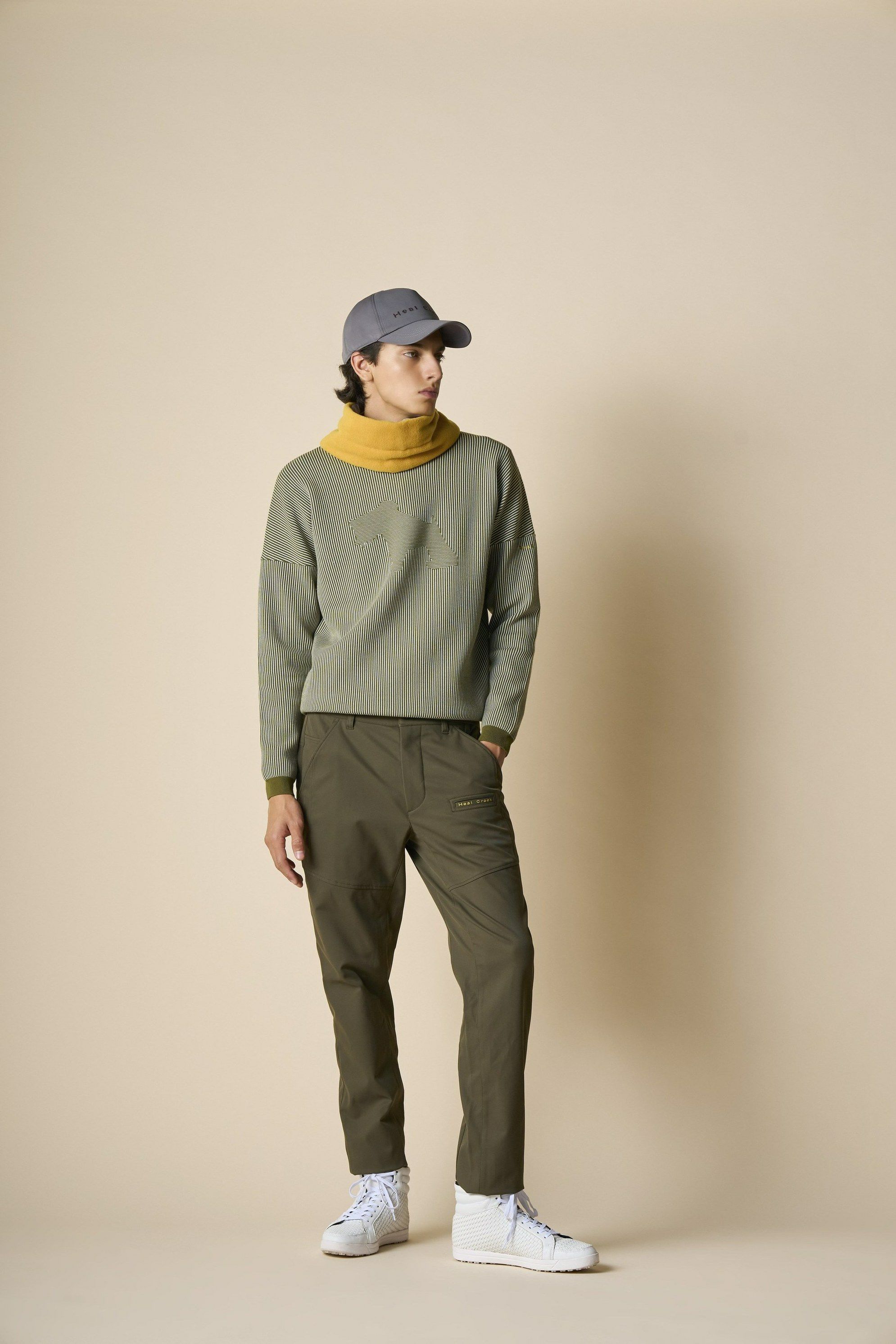 ヒールクリークのネックウォーマー