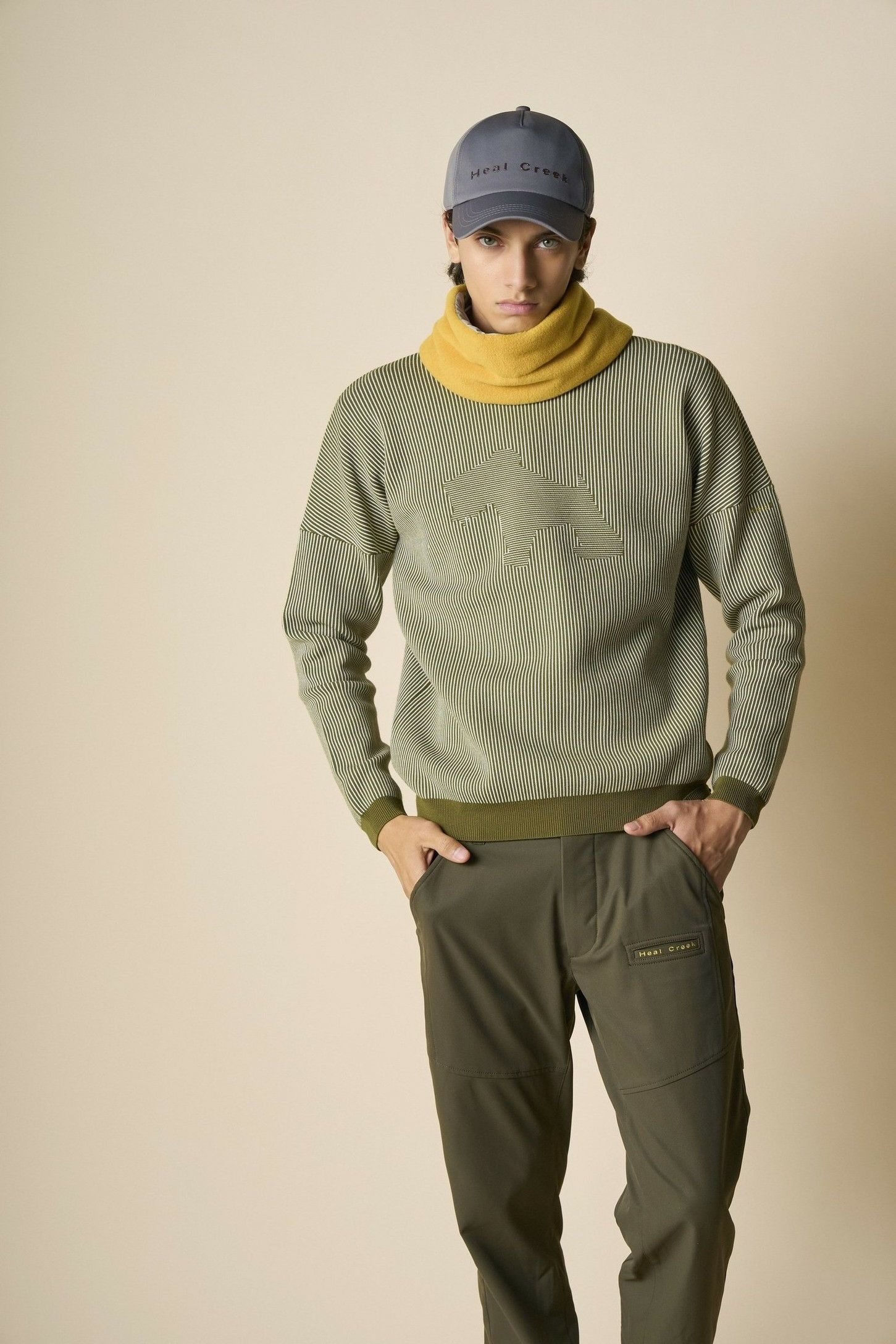 ヒールクリークのネックウォーマー