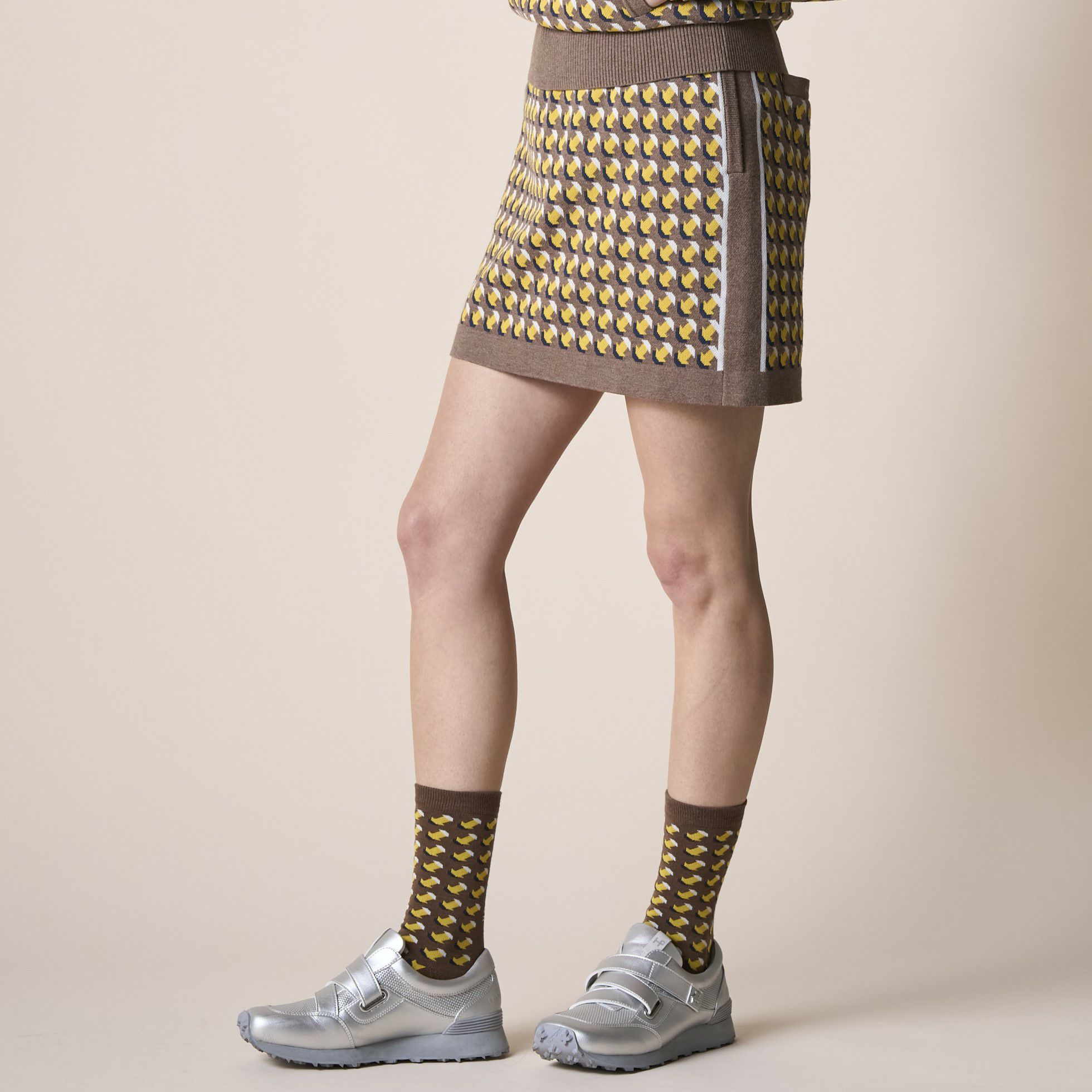 ヒールクリークのスカート