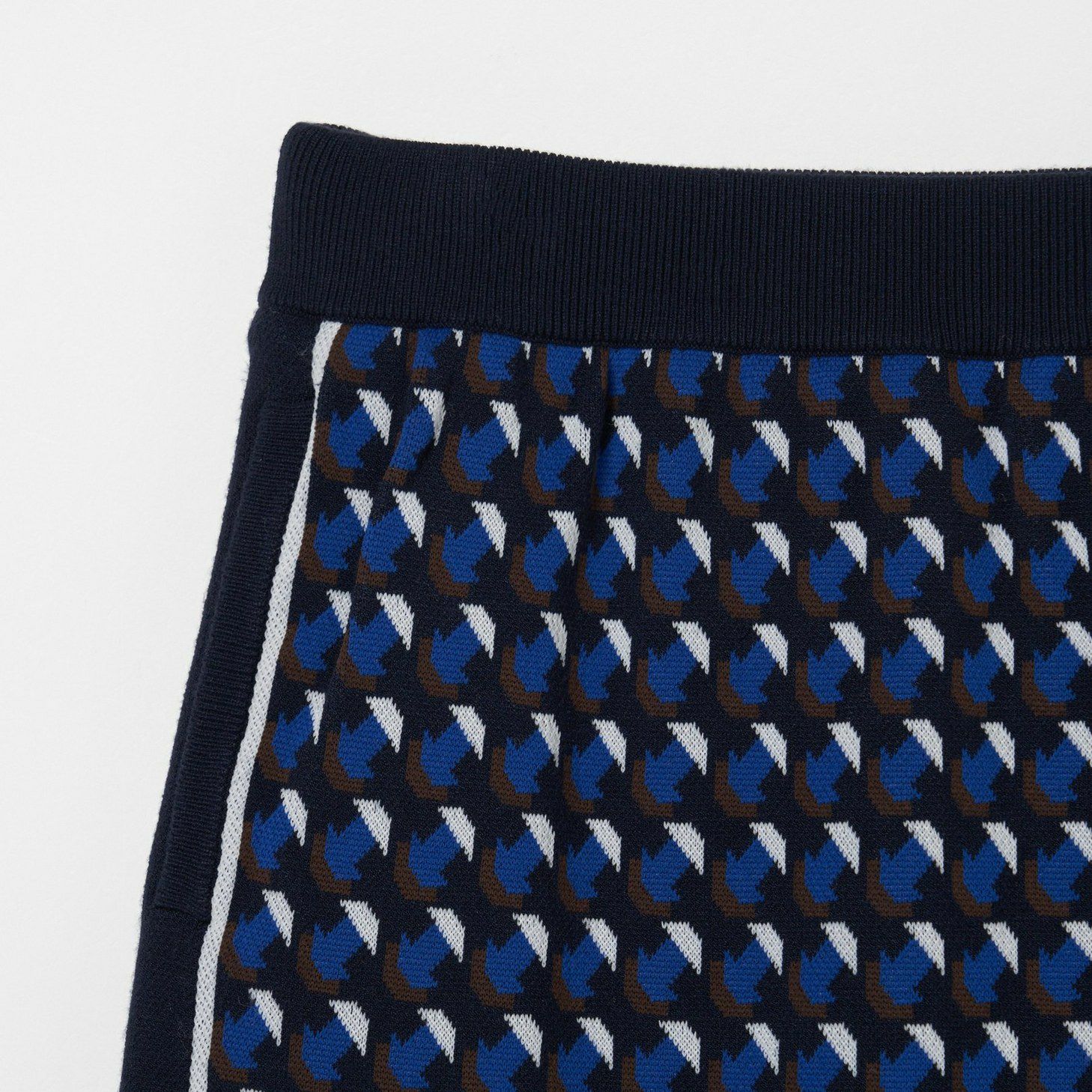 ヒールクリークのスカート