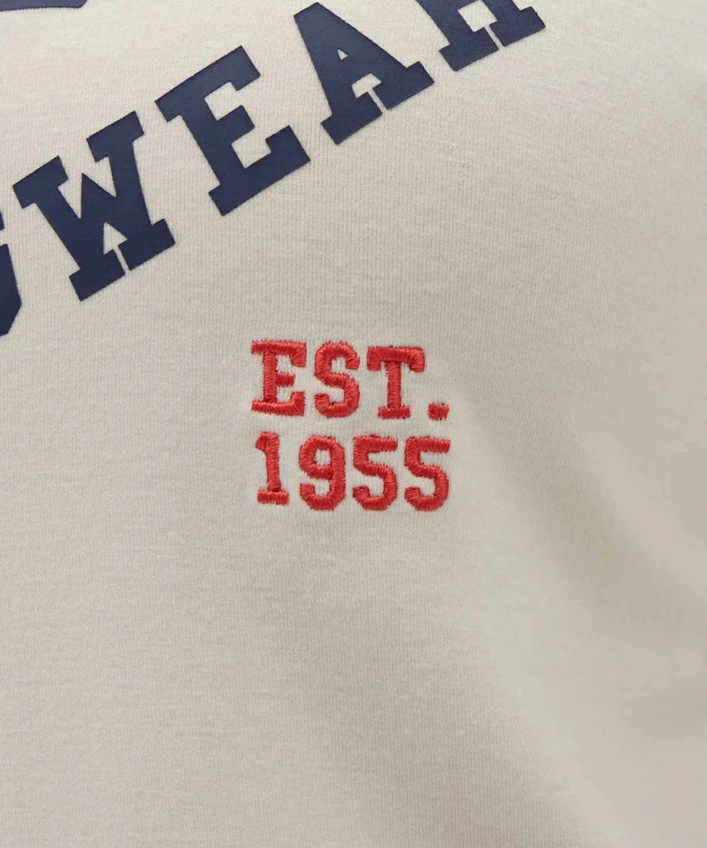 マンシングウエアのハイネックシャツ