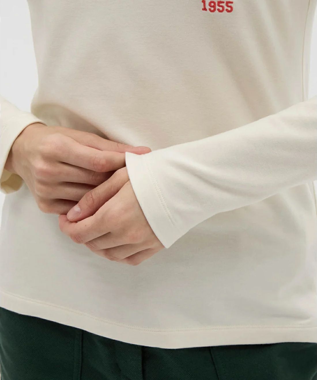 マンシングウエアのハイネックシャツ