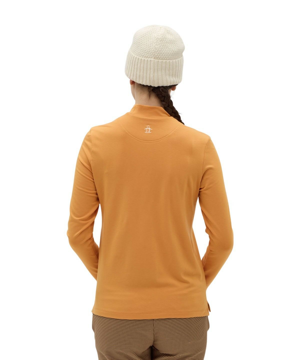 マンシングウエアのハイネックシャツ