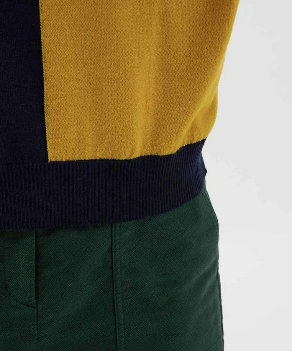 マンシングウェアのセーター