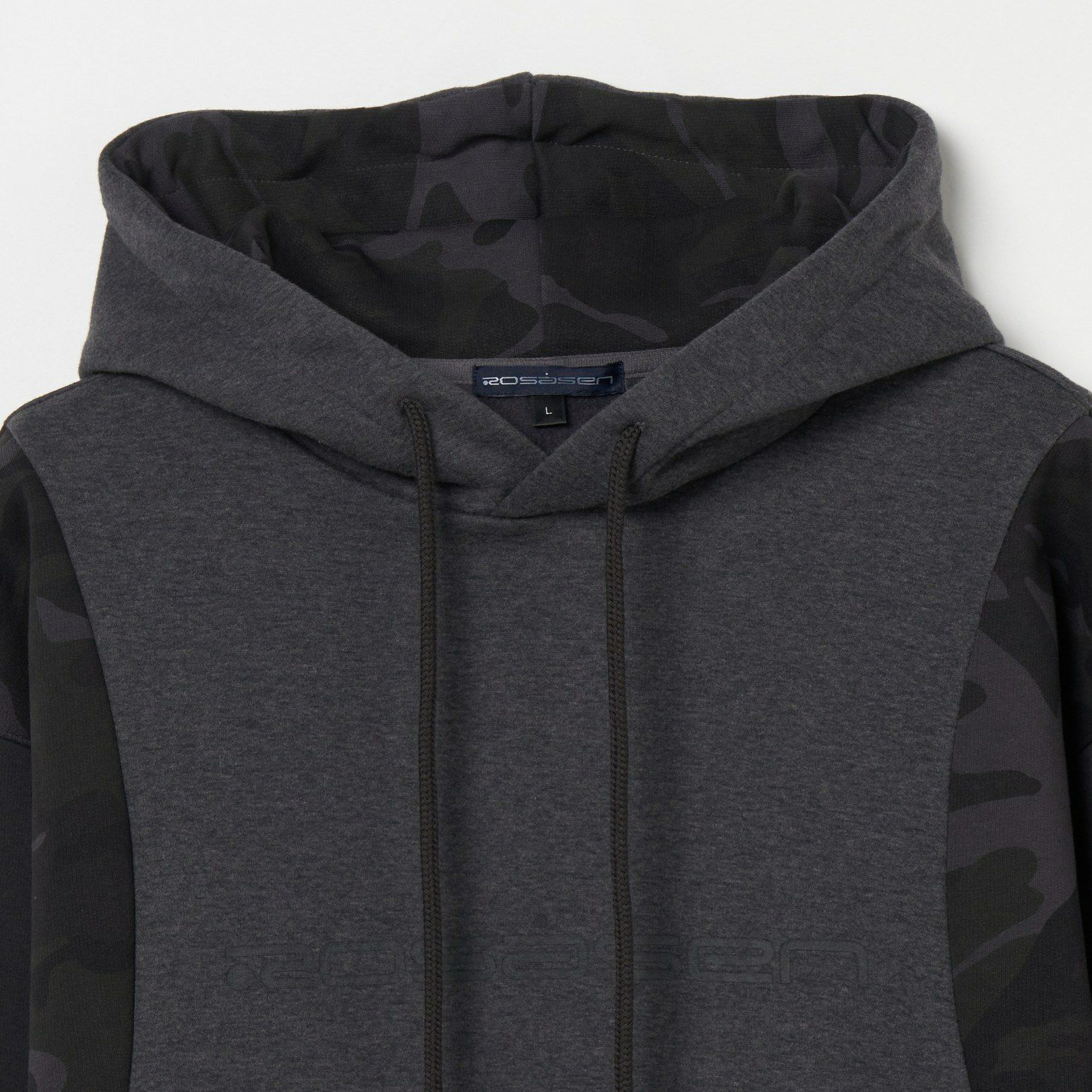 ロサーセンのパーカー