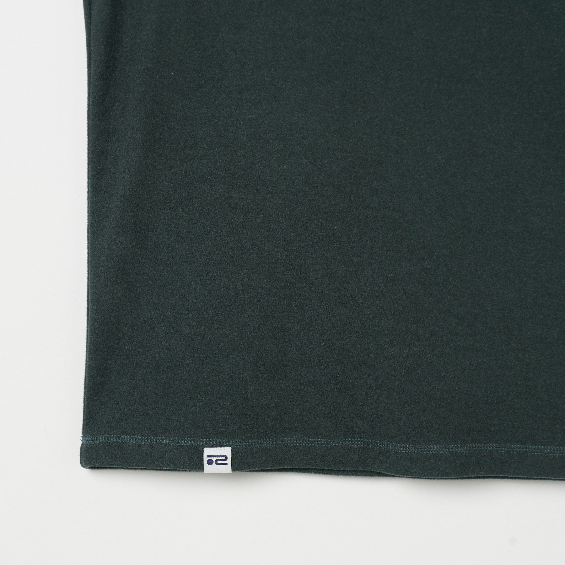 ロサーセンのハイネックシャツ